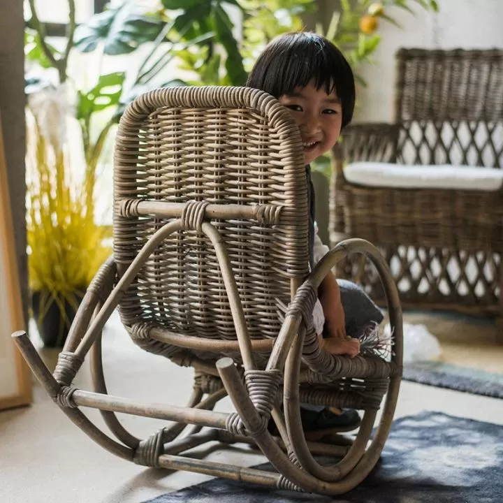 كرسي هزاز للاطفال من الخيزران - الصورة 2