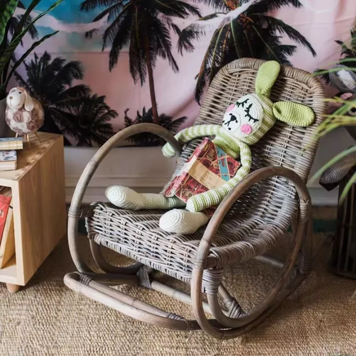 كرسي هزاز للاطفال من الخيزران - الصورة 3