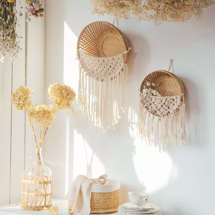 سلة من الراتان الطبيعي و المكرميه - الصورة 3