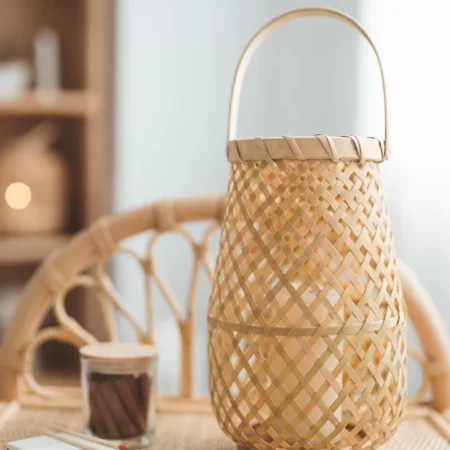 فانوس من الخيزران و الراتان شمعدان