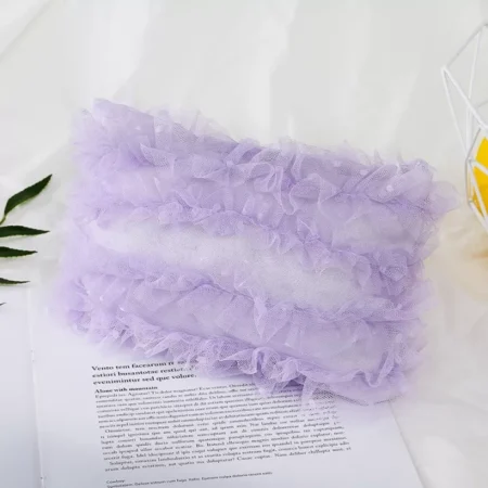 مخدة قماشية من الدانتيل