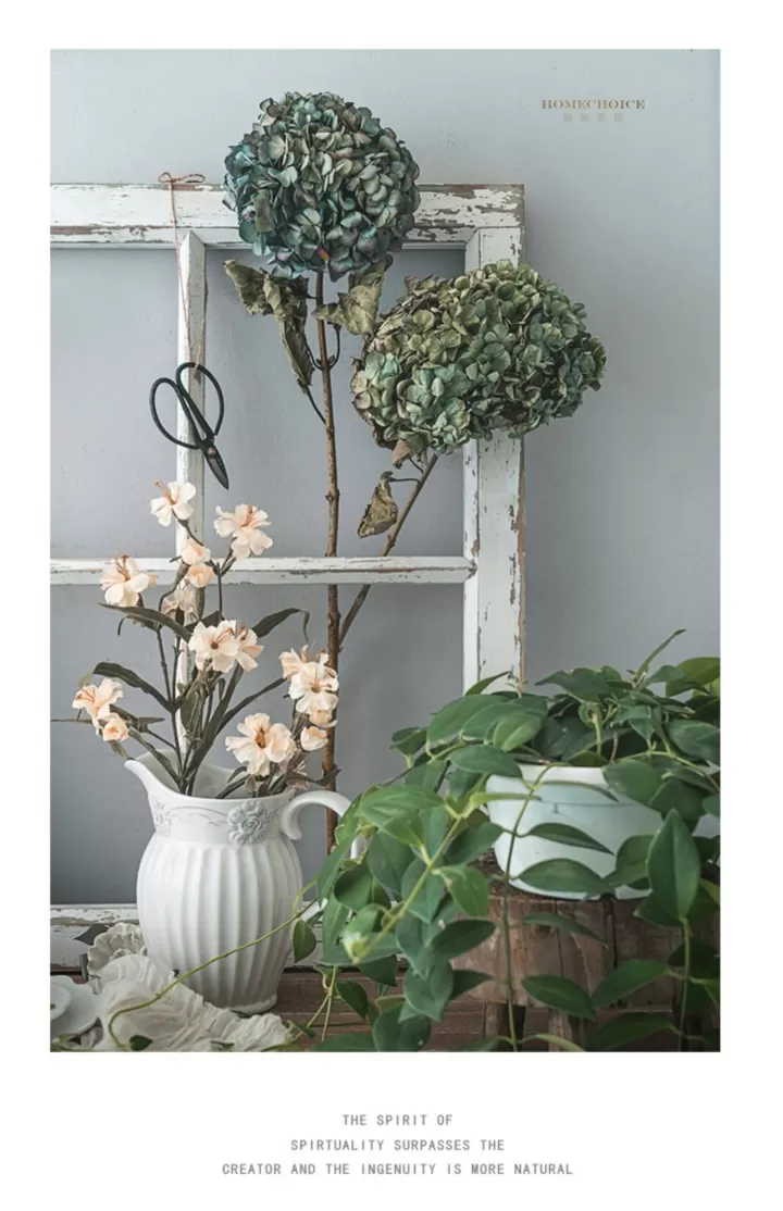 إطار خشبي على شكل شباك ريفي بلون أبيض شابي شيك - حجمين مختلفين للديكور والتصوير - الصورة 3