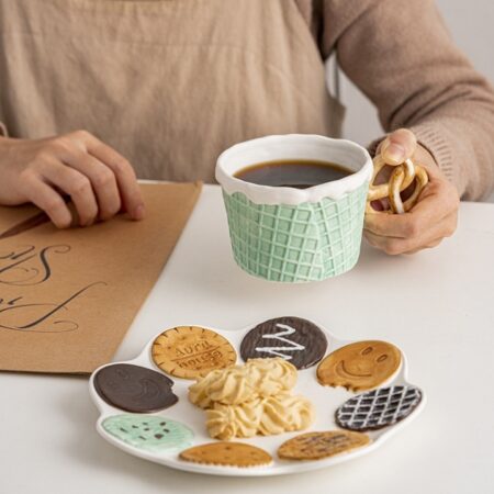 صحن تقديم حلى كوكيز ملون من السيراميك