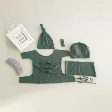 طقم ملابس بولستر قميص + مخدة + مشد + حزام + قبعة + مشد للارجل لتصوير المواليد