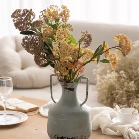 فازة معدنية بتصميم شابي شيك مع مسكتين - ارتفاع 27 سم