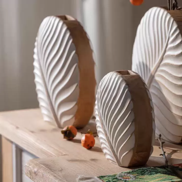 فازات خشبية ديكورية بثلاثة أحجام بتصميم متموج عصري - الصورة 5