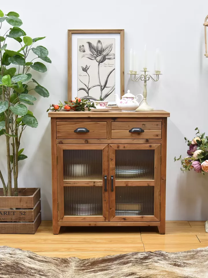 دولاب خشب صنوبر طبيعي بدرجين علويين وأبواب زجاجية