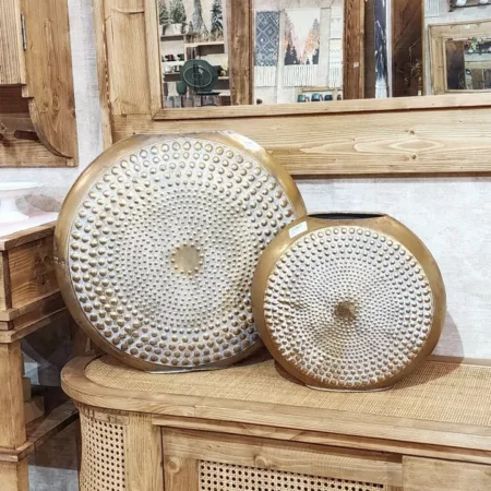 فازة ديكور معدنية أسطوانية باللون الذهبي المعتق للمداخل والطاولات