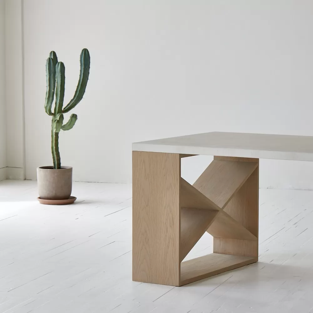 طاولة طعام من الخشب الطبيعي و طبقة اسمنتية - الصورة 5